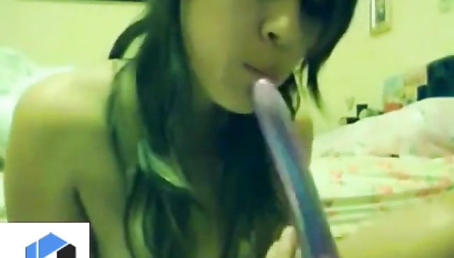 Brunette Girl Shows Off Her Tits on Webcam
