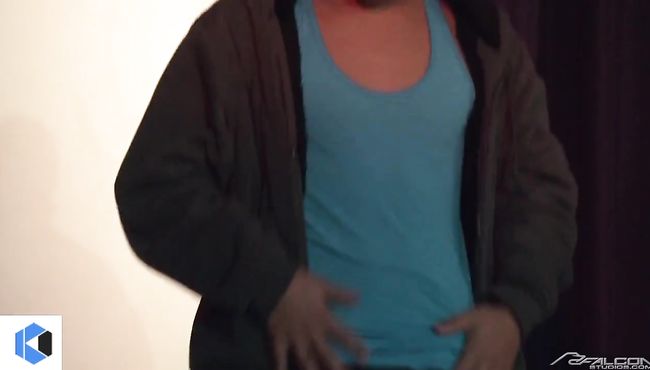 Young twink meets his idol and manages to suck his penis