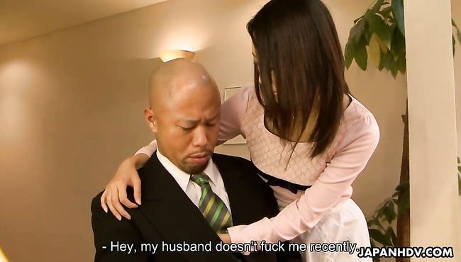 Yui Asao loves being screwed long and hard